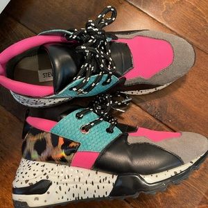 Steve Madden sneakers